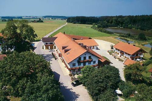 Gasthof & Hotel Jaegerwirt Aufhofen Ngoại thất bức ảnh