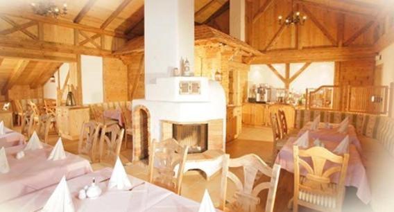 Gasthof & Hotel Jaegerwirt Aufhofen Ngoại thất bức ảnh